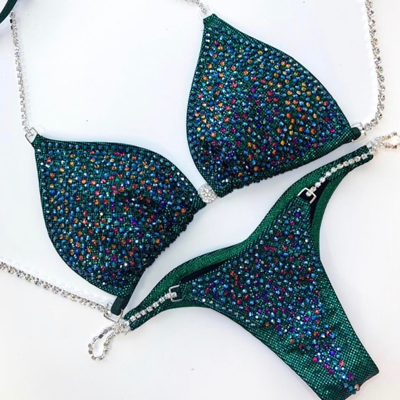 Toxic Angelz Bikini Holo Emerald - Picture 1 of 8